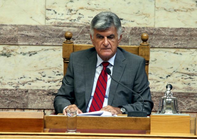 Περιορίζεται η χρήση αυτοκινήτων μεγάλου κυβισμού από τους βουλευτές