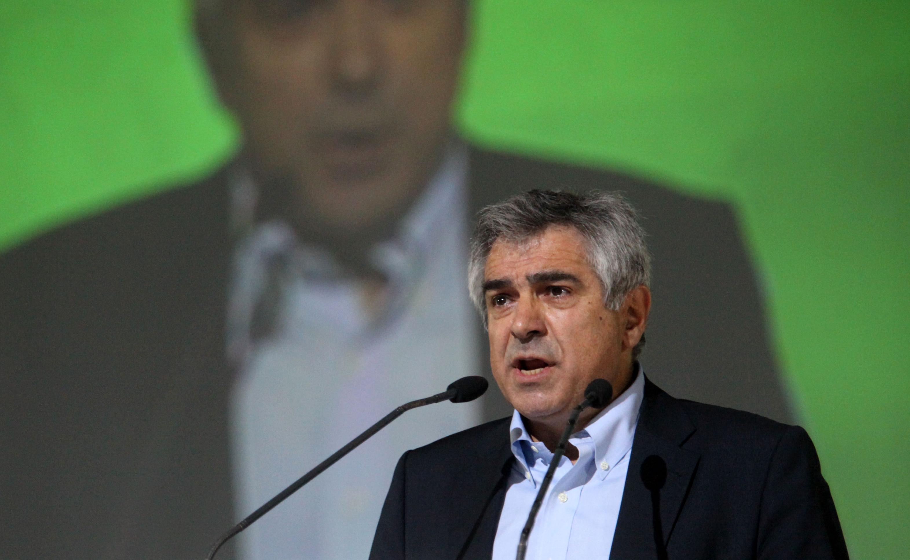 Αντιπαράθεση στη Βουλή για το θέμα της καθυστέρησης έκδοσης των σχολικών βιβλίων