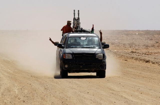 Οργή εκφράζουν οι Λίβυοι εξεγερμένοι για τη φυγή του γιου του Καντάφι στον Νίγηρα