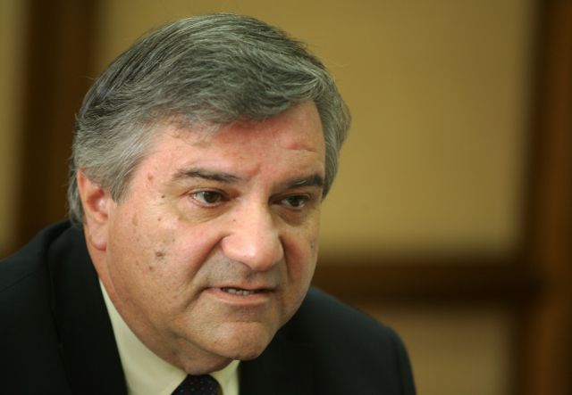 Εφεδρεία στους ΟΤΑ μόνο αν δεν προχωρήσουν οι μετατάξεις, διευκρινίζει ο Χ.Καστανίδης