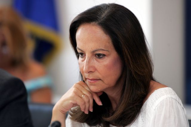 Το εσωτερικό χάος μπορεί να μας βγάλει από το ευρώ, δήλωσε η Άννα Διαμαντοπούλου