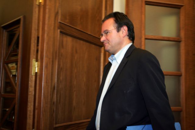 Για «φθηνή συνδικαλιστική εκμετάλλευση» καταγγέλλει τη ΓΕΝΟΠ ο Γ. Παπακωνσταντίνου