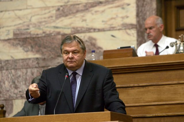 «Θα κάνουμε σκόντο ή θα φύγουμε μπροστά;» το δίλημμα Βενιζέλου στην ΚΟ του ΠΑΣΟΚ