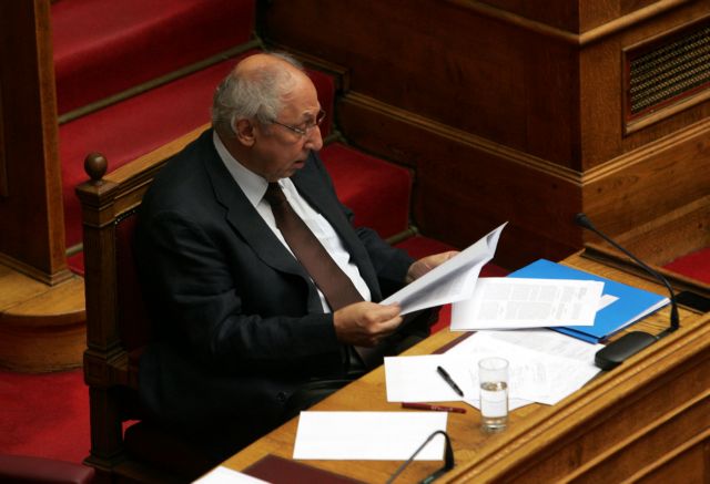 Υπερψηφίστηκε το νομοσχέδιο για τις υποθέσεις διαφθοράς πολιτικών