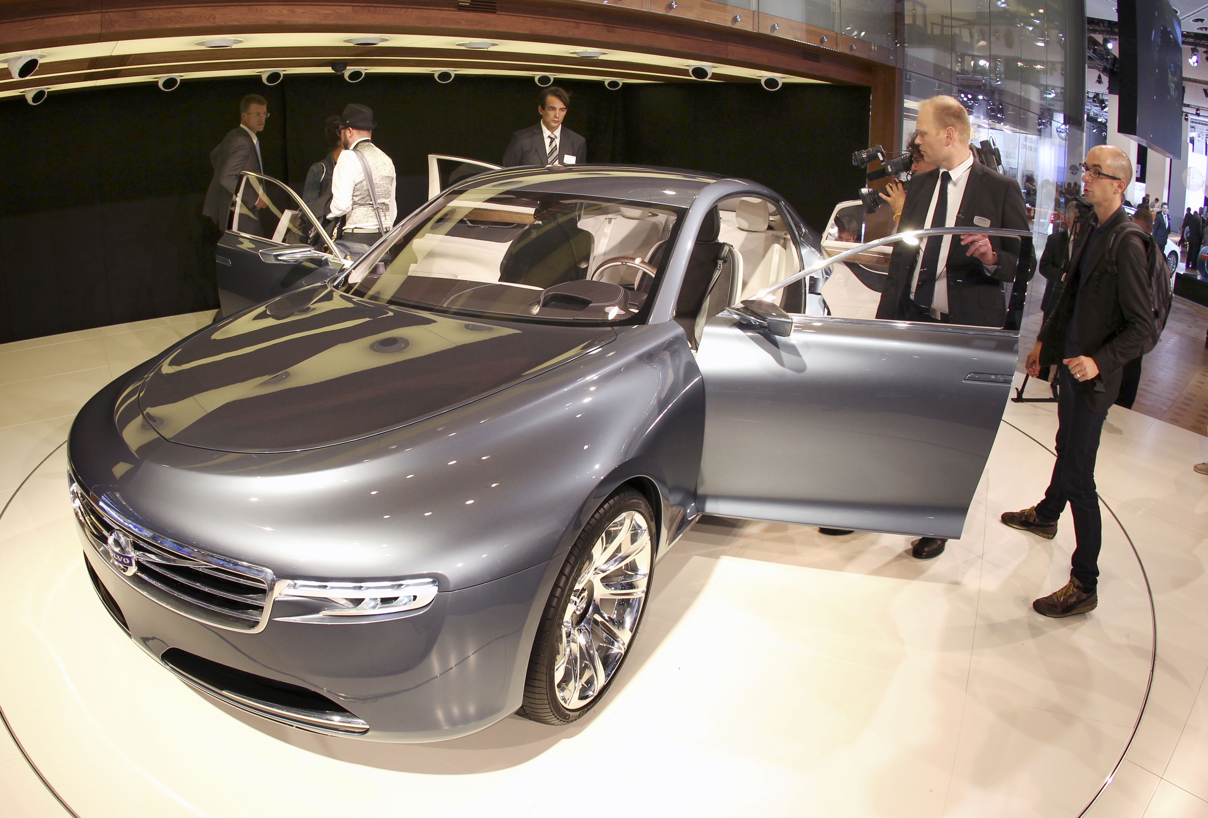 Στην κατασκευή εργοστασίου στις ΗΠΑ προσανατολίζεται η Volvo