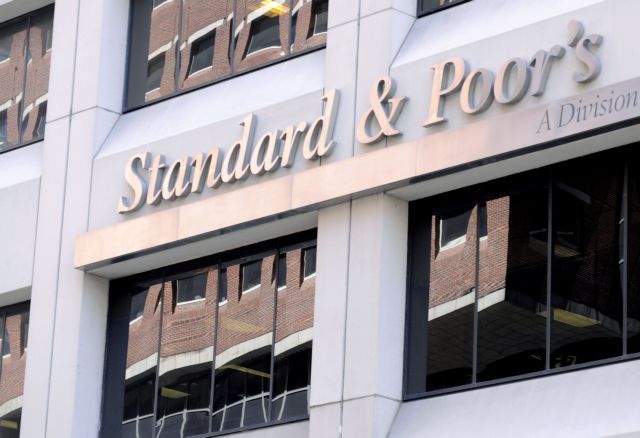Υποβάθμιση της Ιταλίας από την Standard & Poor’s κατά μία βαθμίδα