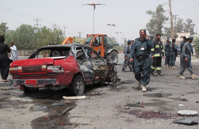 Βομβιστική επίθεση αυτοκτονίας σε ΝΑΤΟϊκή βάση στο Αφγανιστάν