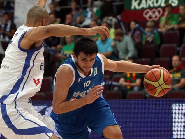 Χαμόγελα και… ηρεμία στα αποδυτήρια της Εθνικής μετά το 2×2