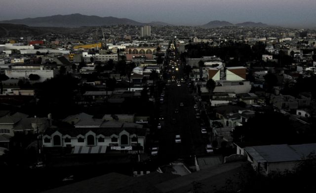 Μπλακ άουτ σε Καλιφόρνια, Αριζόνα και Μεξικό άφησε στο σκοτάδι 1,5 εκατ. πολίτες