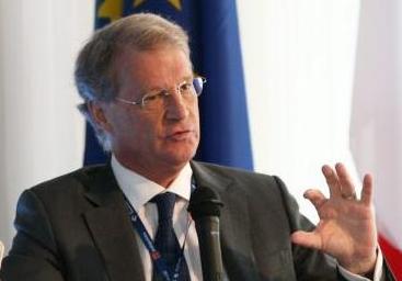 Αν κάνει αυτό που της ζητείται, η Ελλάδα δεν θα χρεοκοπήσει, λέει ο Αντόνιο Μπόρχες