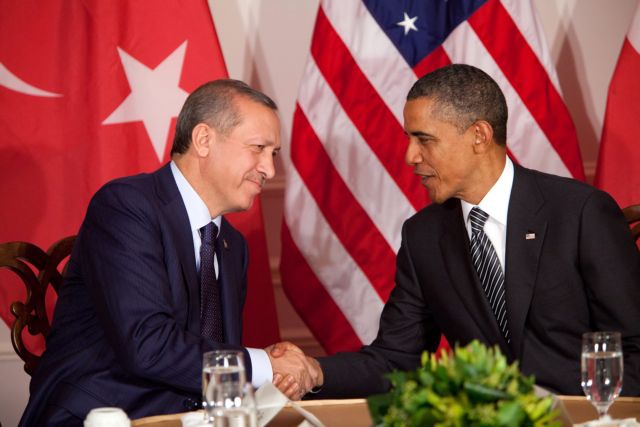 Να «πέσουν οι τόνοι» με το Ισραήλ ζητούν οι ΗΠΑ από τον Τούρκο πρωθυπουργό