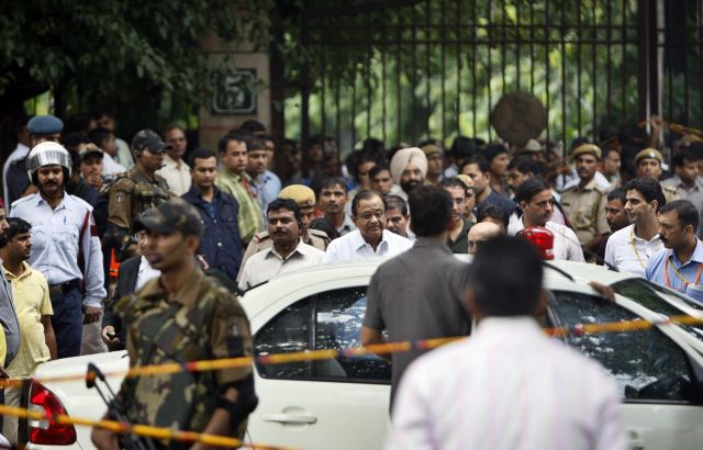Αιματοκύλισμα από βομβιστική επίθεση στο Ανώτατο Δικαστήριο του Νέου Δελχί
