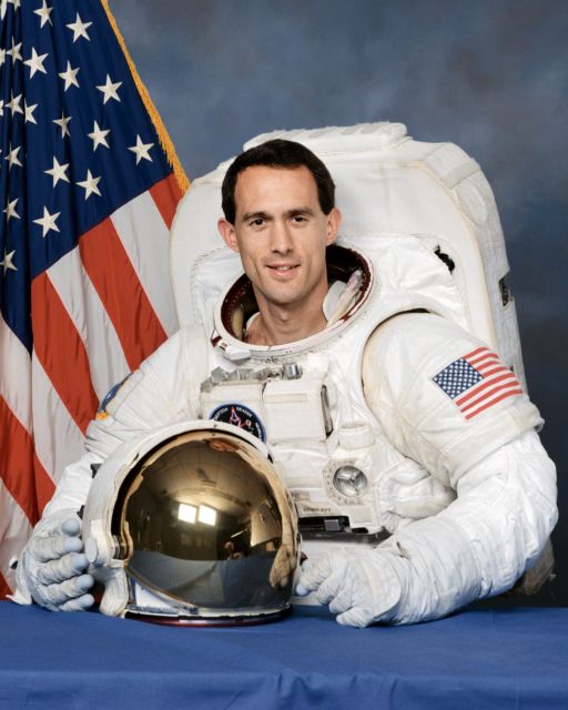 Βετεράνος αστροναύτης της NASA συνομιλεί τη Δευτέρα με το ελληνικό κοινό