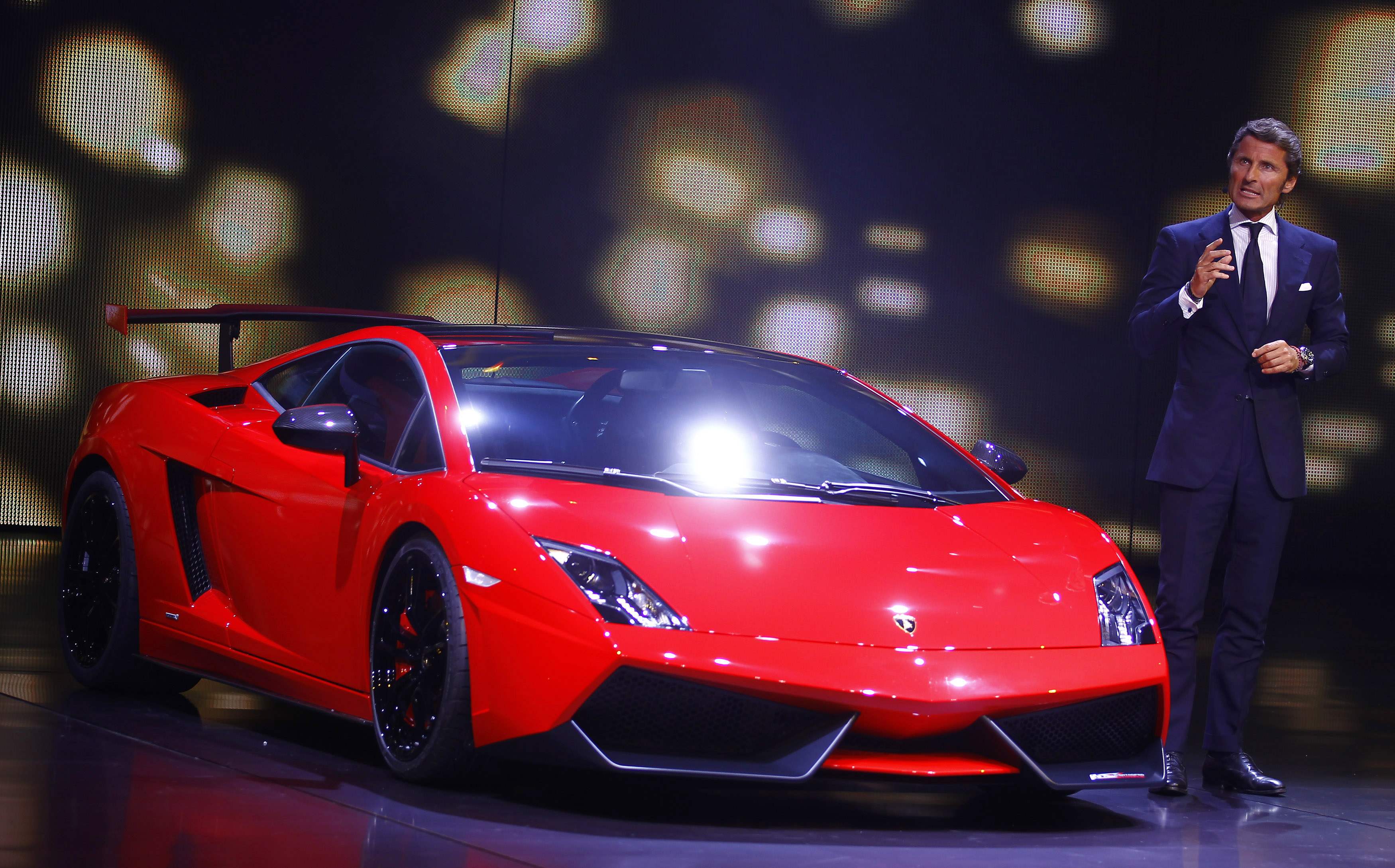 Ενάμιση εκατομμύριο ευρώ η τιμή εκκίνησης της Lamborghini Sesto Elemento
