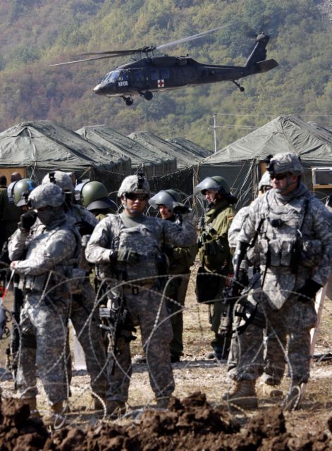 Ένταση στο Κόσοβο με συμπλοκές ανάμεσα σε Σέρβους και τις ΝΑΤΟϊκές δυνάμεις