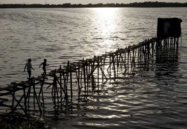 Με ερωτική απεργία πέτυχαν τερματισμό των συγκρούσεων γυναίκες στις Φιλιππίνες