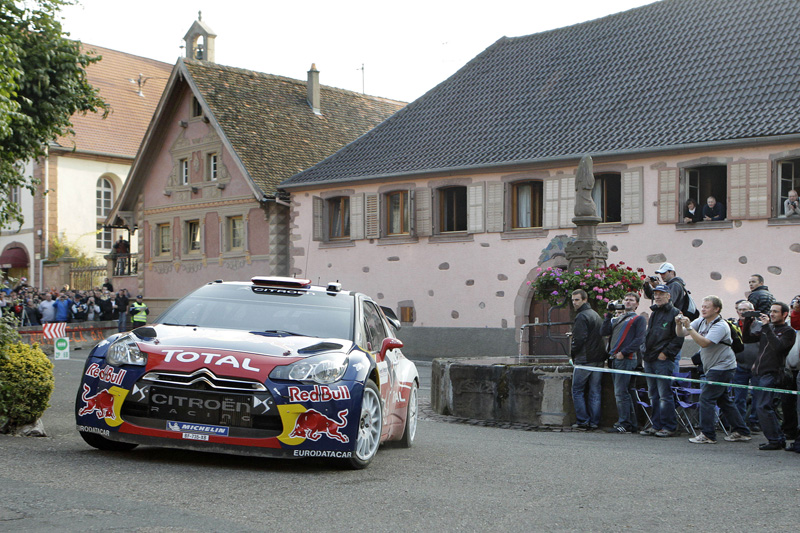 WRC – Ράλι Γαλλίας 2011, ΕΔ4: Εγκατέλειψε ο Sebastien Loeb