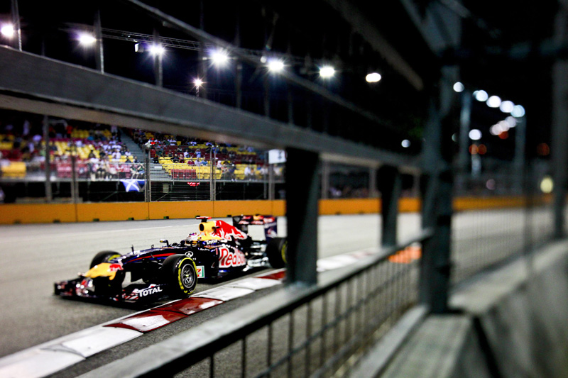 Ο Vettel νίκησε στη Σιγκαπούρη, αλλά θέλει ένα βαθμό για τον τίτλο