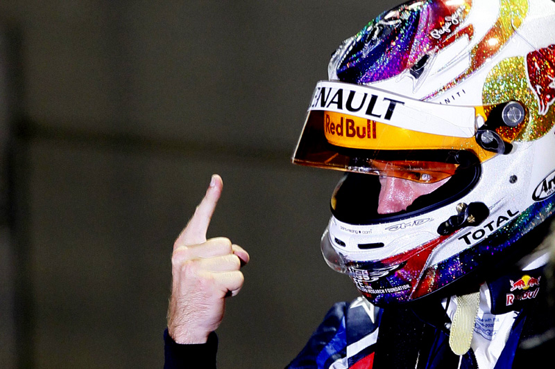 F1 – GP Σιγκαπούρης 2011: Pole με επίδειξη δύναμης του Sebastian Vettel