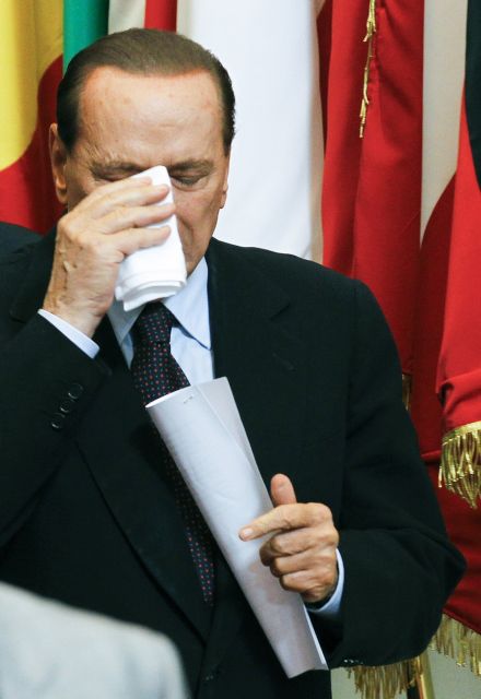 Θύελλα στην Ιταλία μετά την υποβάθμιση από την Standard & Poor’s