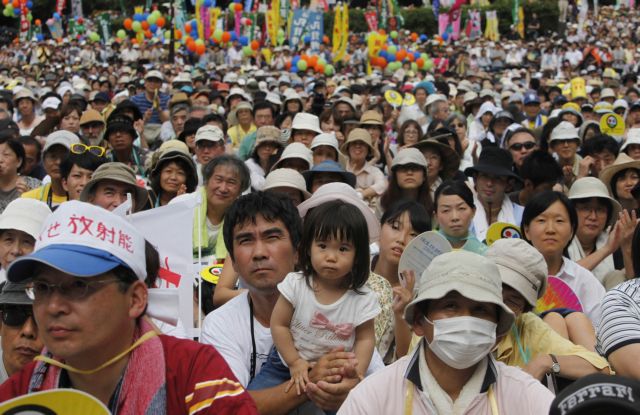 «Ποτέ πια Φουκουσίμα» φώναξαν δεκάδες χιλιάδες Ιάπωνες στο Τόκιο