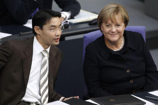 Αδύνατο να εκδιωχθεί η Ελλάδα από το ευρώ, λέει ο Γερμανός υπουργός Οικονομίας