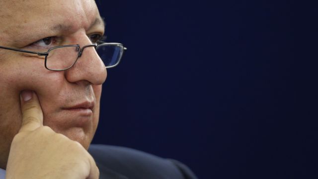 Η έκδοση ευρωομολόγων δεν είναι ένα άμεσο θέμα, λέει ο Ζοζέ Μπαρόζο