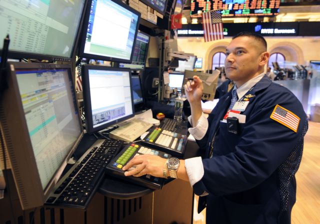 Μεικτά πρόσημα στα ευρωπαϊκά χρηματιστήρια, στο κόκκινο η Γουόλ Στριτ την Πεμπτη