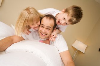 Η πατρότητα προστατεύει από τα καρδιαγγειακά νοσήματα