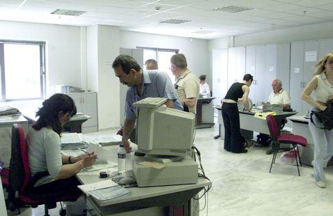 Πογκρόμ σε βάρος των δημοσίων υπαλλήλων χαρακτηρίζει τα νέα μέτρα η ΑΔΕΔΥ