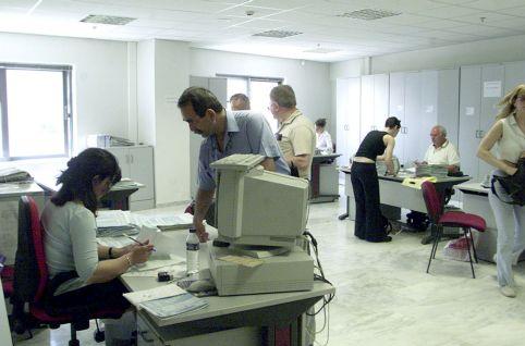 «Ψαλίδι» στις συντάξεις του Δημοσίου ετοιμάζει η κυβέρνηση με νέα νομοθετική ρύθμιση