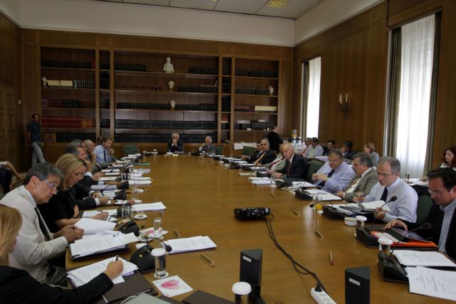 Μοντέλο Κομισιόν στο Υπουργικό Συμβούλιο για την αποφυγή αντιπαραθέσεων