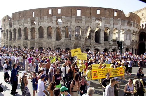 Λίστα με ομοφυλόφιλους, αλλά ομοφοβικούς πολιτικούς ξεσηκώνει την Ιταλία