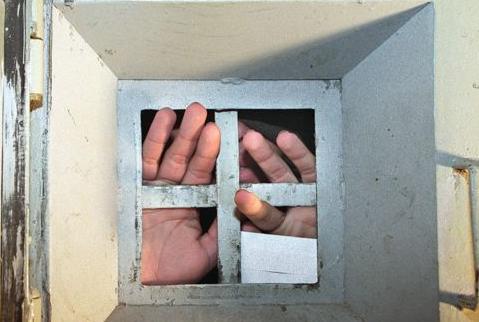 Απεργία πείνας άρχισαν χιλιάδες Παλαιστίνιοι κρατούμενοι στις ισραηλινές φυλακές