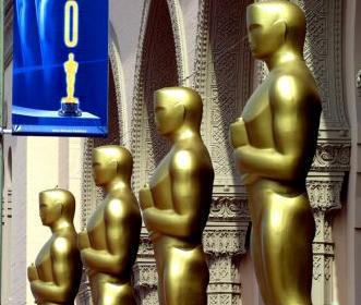 Όχι στα πάρτι, ναι στις προβολές, λένε τα Όσκαρ
