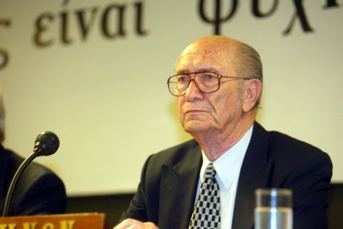 Έφυγε από τη ζωή ο πρώην υπουργός Γεώργιος Αλέξανδρος Μαγκάκης