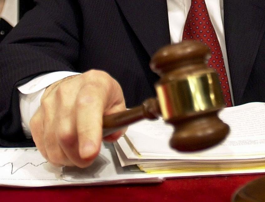 Επιτάχυνση της εκδίκασης εκκρεμών φορολογικών υποθέσεων ζητά το υπουργείο Δικαιοσύνης