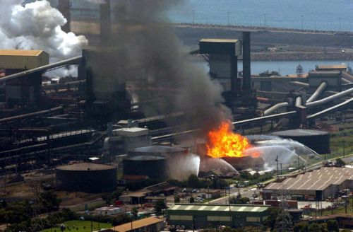 Μεγάλη φωτιά σε χώρο χημικής βιομηχανίας στην Καμπέρα της Αυστραλίας