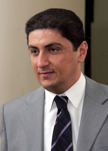 Κυβέρνηση εθνικής σωτηρίας ή εκλογές προτείνει ο βουλευτής Λ.Αυγενάκης