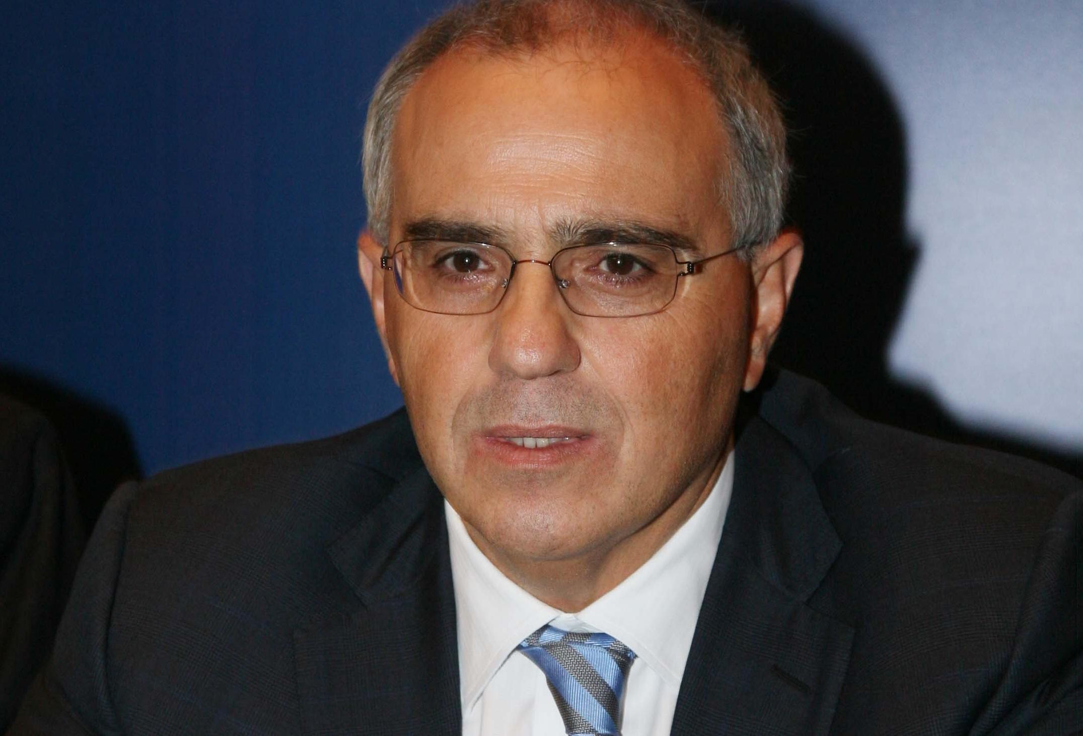 «Χρειάζεται εθνικό σχέδιο διάσωσης» δηλώνει ο διευθύνων σύμβουλος της Eurobank