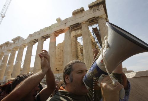 Ελληνικό χρεοστάσιο κίνδυνος για το ευρώ και την Ευρώπη, υποστηρίζουν οι Financial Times