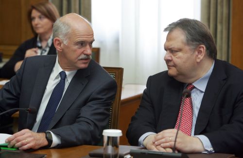 Διακόπηκαν οι διαπραγματεύσεις της κυβέρνησης με την τρόικα