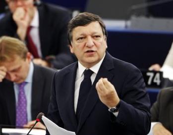 Διαβεβαιώσεις Μπαρόζο ότι η Ελλάδα θα παραμείνει μέλος της Ευρωζώνης