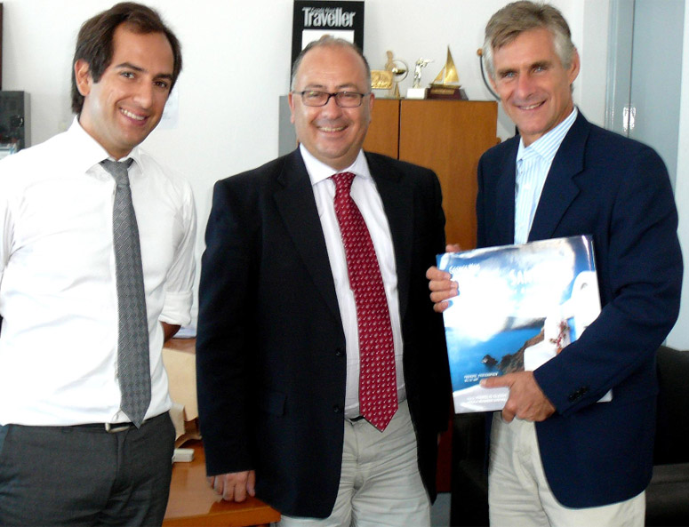 Συνεργασία Σαντορίνης και Αυστρίας για επενδύσεις στον τουρισμό και τον πολιτισμό