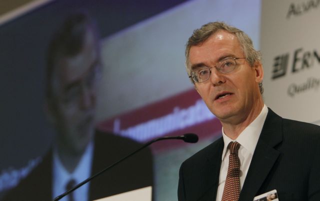 «Δεν πρέπει να υπάρχουν ταμπού για απολύσεις»  λέει ο Μπομπ Τράα του ΔΝΤ