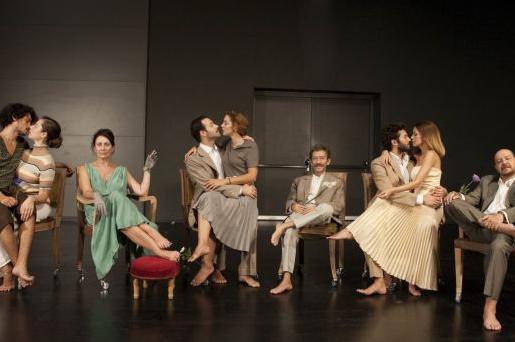 Ο «Κόκκινος Βράχος» του Ξενόπουλου σε σκηνοθεσία Πατεράκη στο Εθνικό Θέατρο