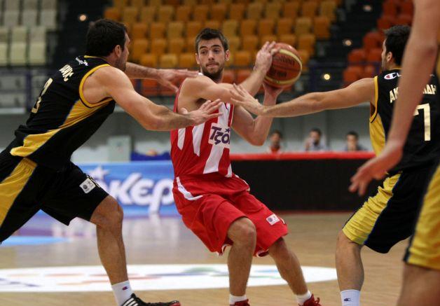 Περίπατος του Ολυμπιακού, διπλό του Περιστερίου, νίκη για Καβάλα