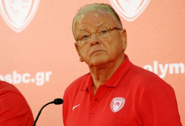 Αιχμές Ίβκοβιτς για Γιαννάκη σχετικά με το ρόστερ του Ολυμπιακού
