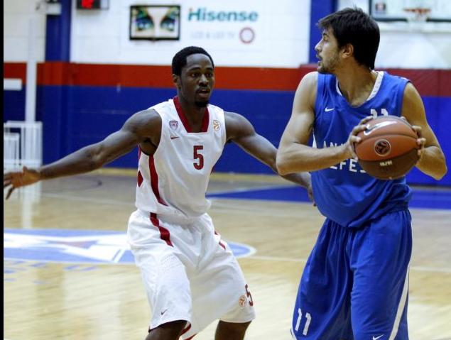 Η ποινή αποκλεισμού έφερε και την απομάκρυνση του Μίτσελ από τον ΑΓΟΡ