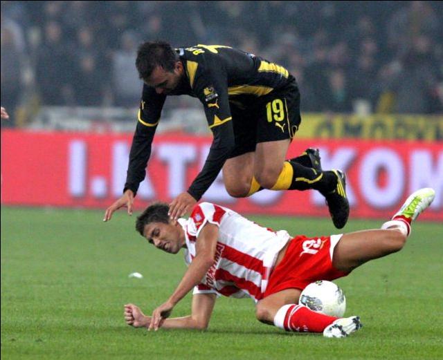 Φόβοι ότι ο Φουστέρ έχει υποστεί κάταγμα στα πλευρά